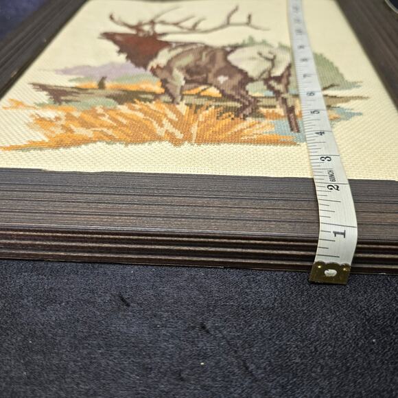Vintage Hand Made Cross Stitch Wapiti Elk Inside a Wooden Hangable Frame - Picture 6 of 7